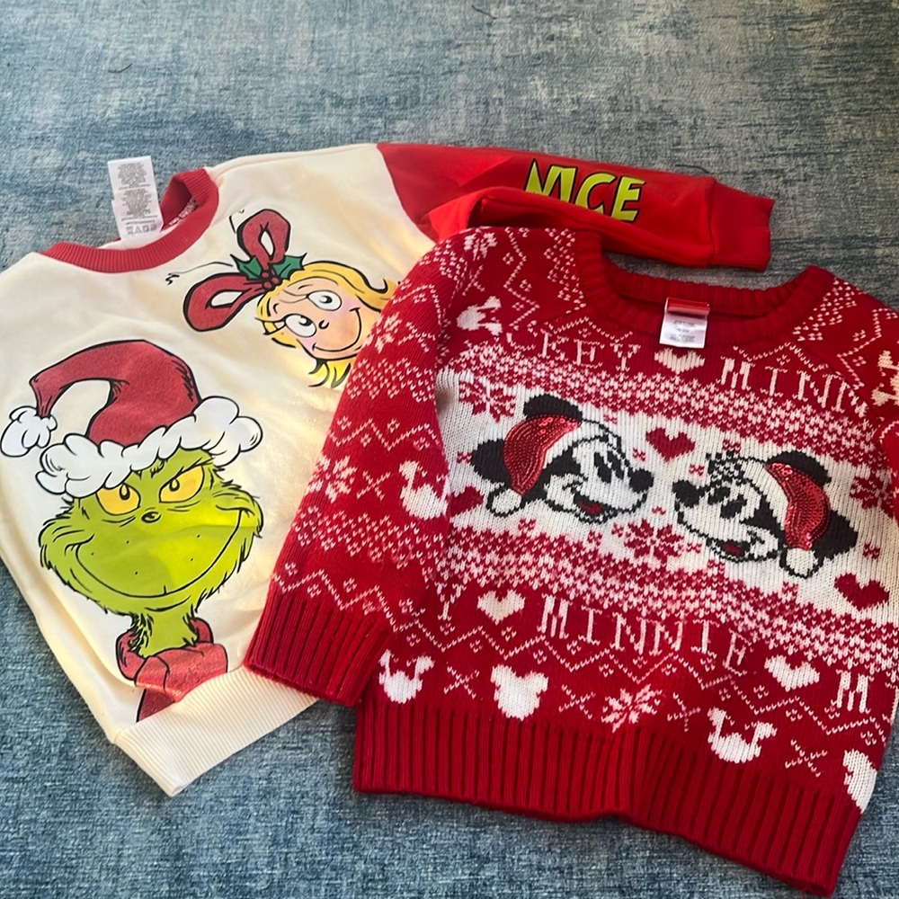 Bundle of 2 Girls Christmas Tops Size 5